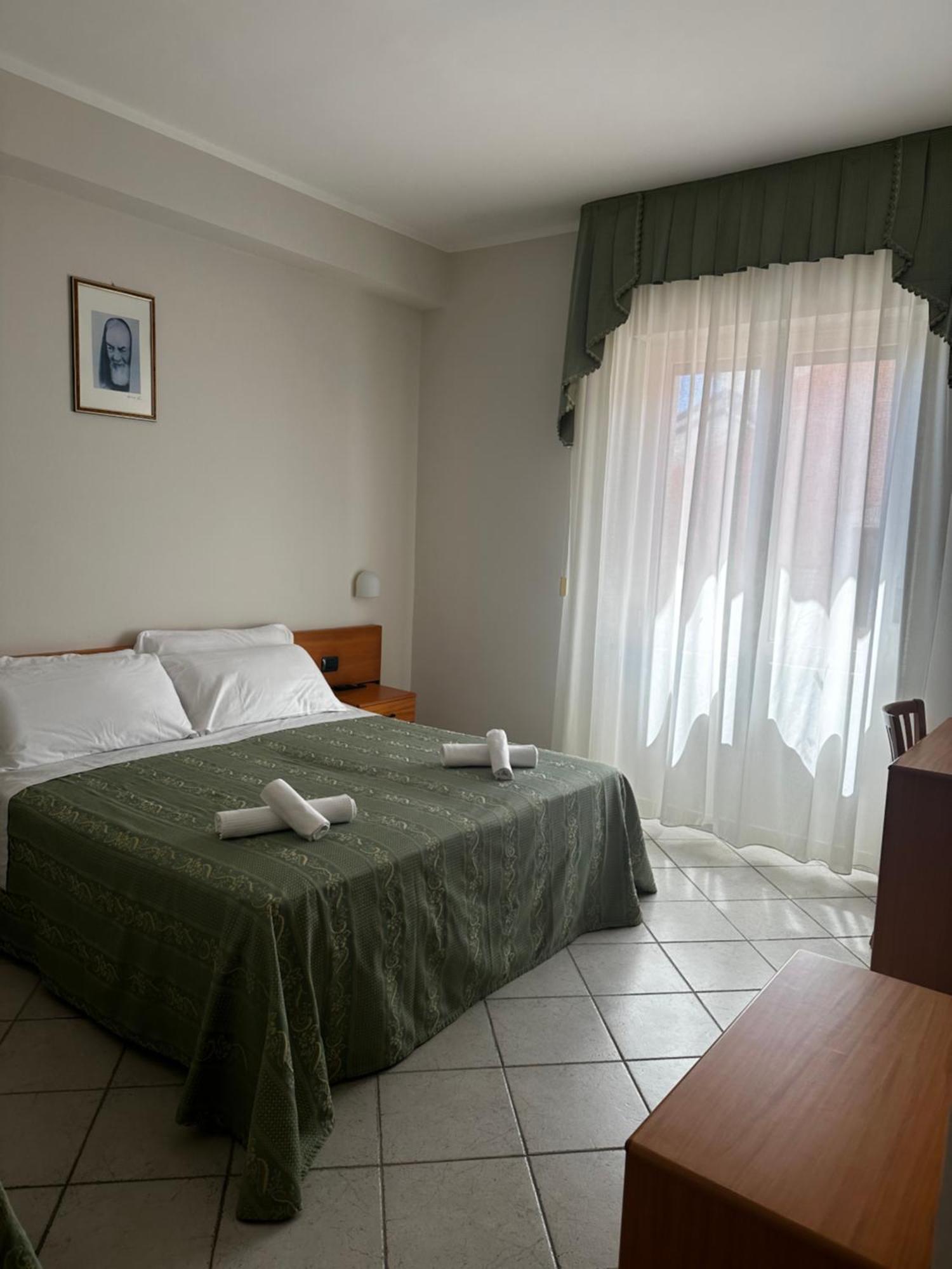Hotel San Francesco San Giovanni Rotondo Exterior photo