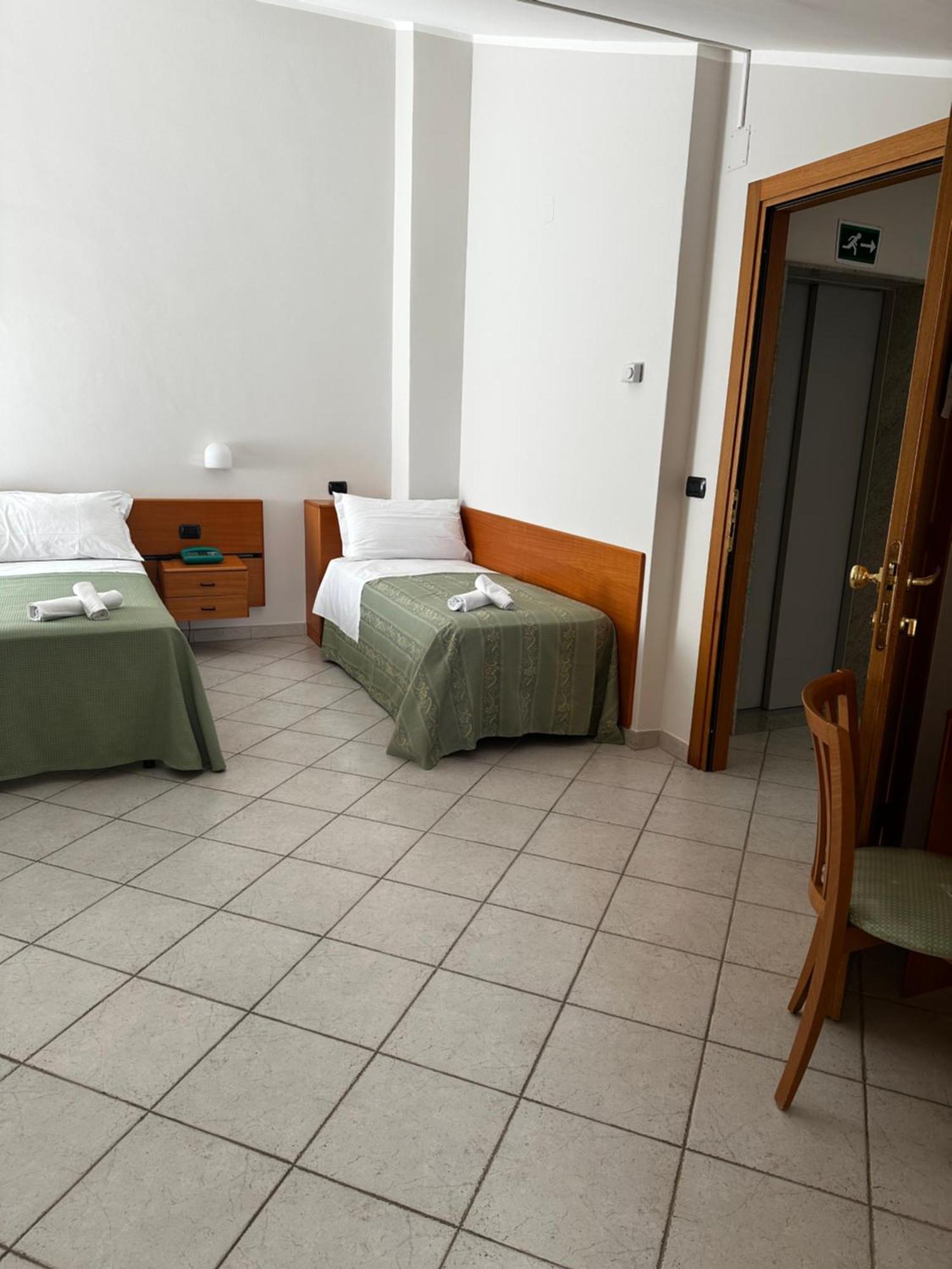 Hotel San Francesco San Giovanni Rotondo Exterior photo